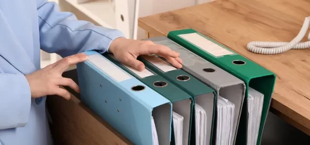 助成金_加算金_ファイル_本棚